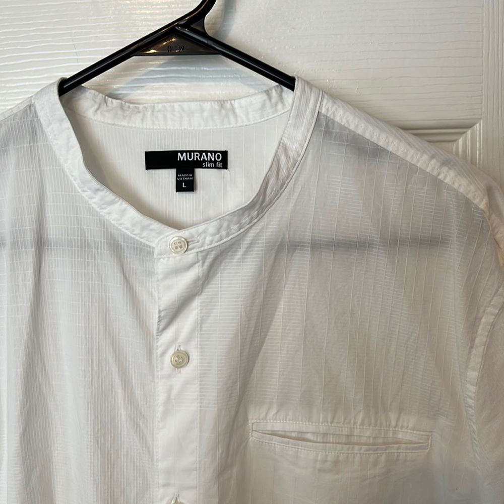 Murano slim fit long sleeve button down size L